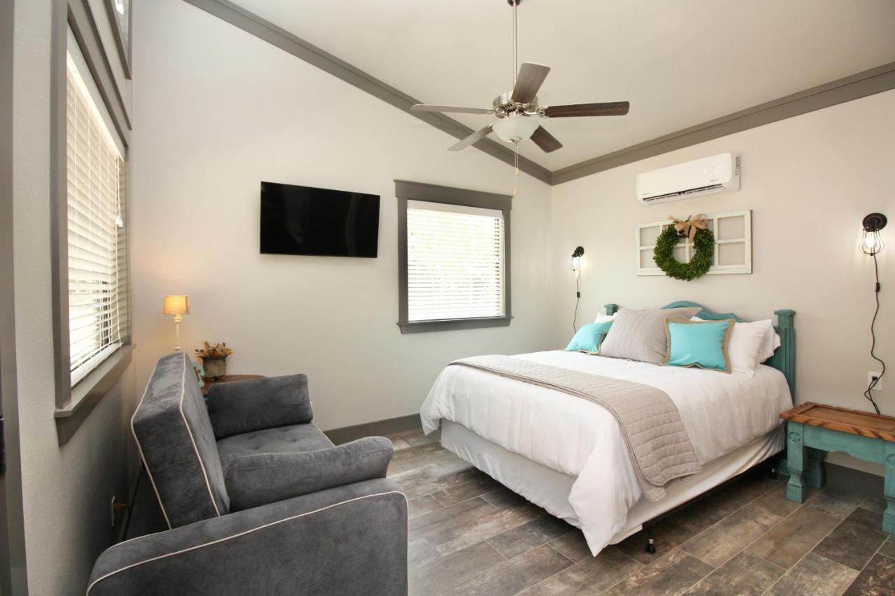 ווימברלי Green Acres Cottages - New Braunfels Suite מראה חיצוני תמונה